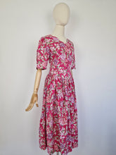 Load image into Gallery viewer, Vintage 90s Laura Ashley scalloped neckline dress
