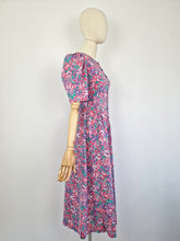 Load image into Gallery viewer, Pre-loved puff sleeves floral dress
