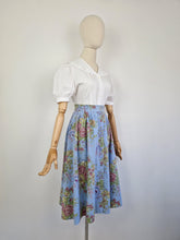 Load image into Gallery viewer, Vintage 80s floral cotton skirt
