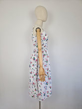 Load image into Gallery viewer, Vintage floral sundress
