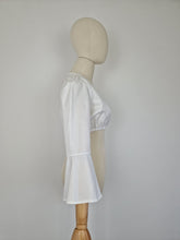 Load image into Gallery viewer, Vintage flare sleeves dirndl blouse
