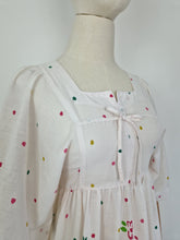 Load image into Gallery viewer, Vintage 70s bohemian dress
