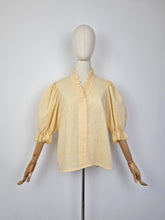Load image into Gallery viewer, Vintage canary yellow puff sleeves blouse

