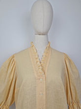 Load image into Gallery viewer, Vintage canary yellow puff sleeves blouse
