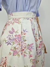Load image into Gallery viewer, Vintage 80s Laura Ashley pastel shorts

