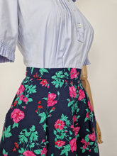 Load image into Gallery viewer, Vintage 80s Laura Ashley navy shorts
