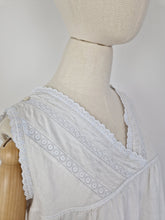 Load image into Gallery viewer, Antique raw cotton dress
