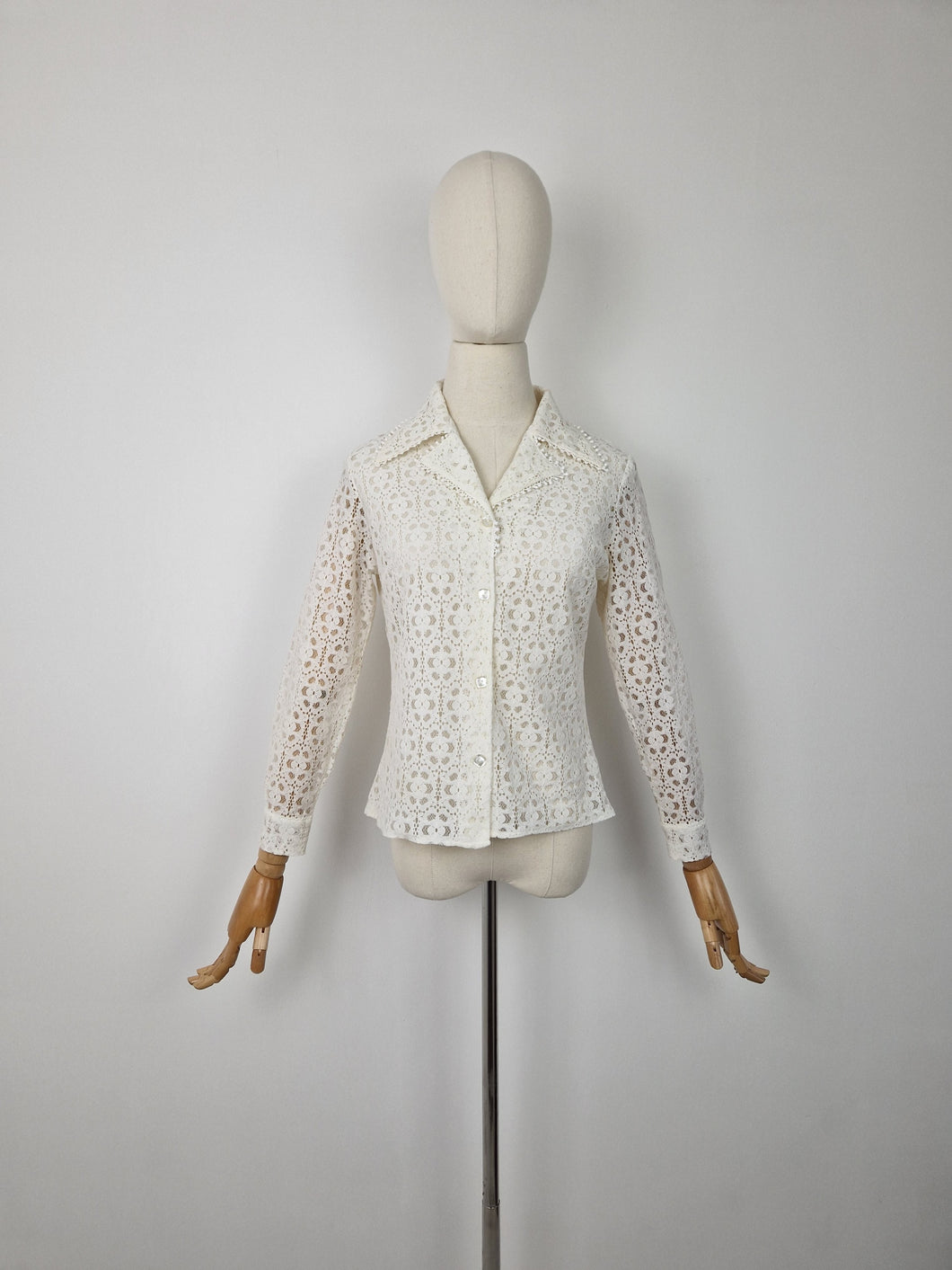Vintage 60s lace blouse