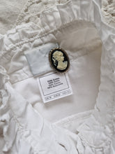 Load image into Gallery viewer, Vintage 80s Laura Ashley pie crust blouse

