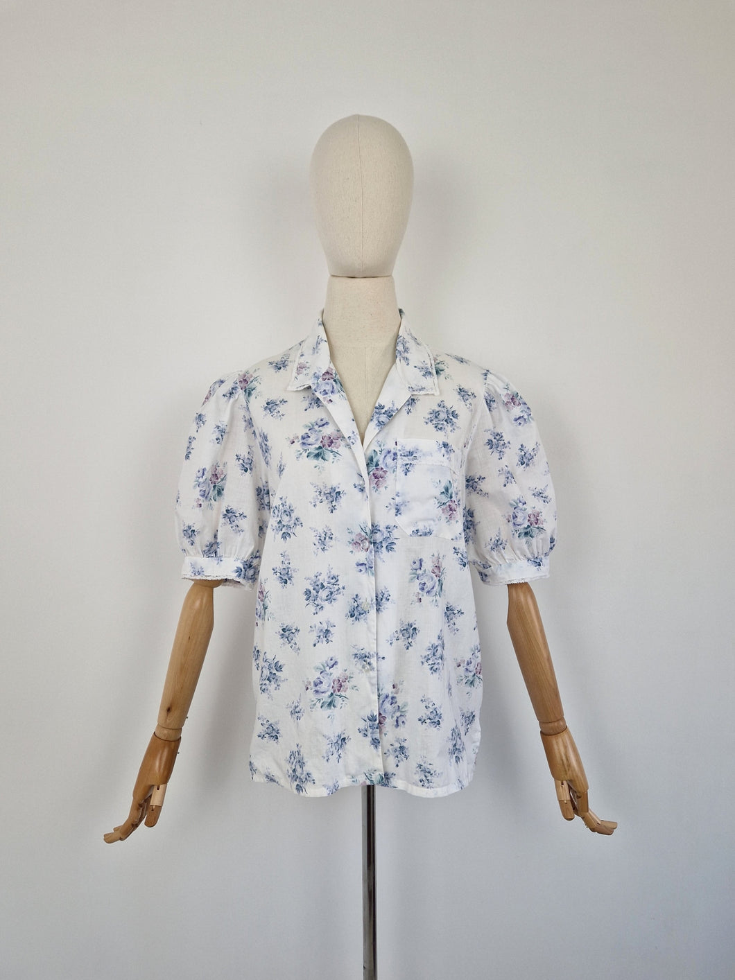 Vintage 90s Laura Ashley floral blouse