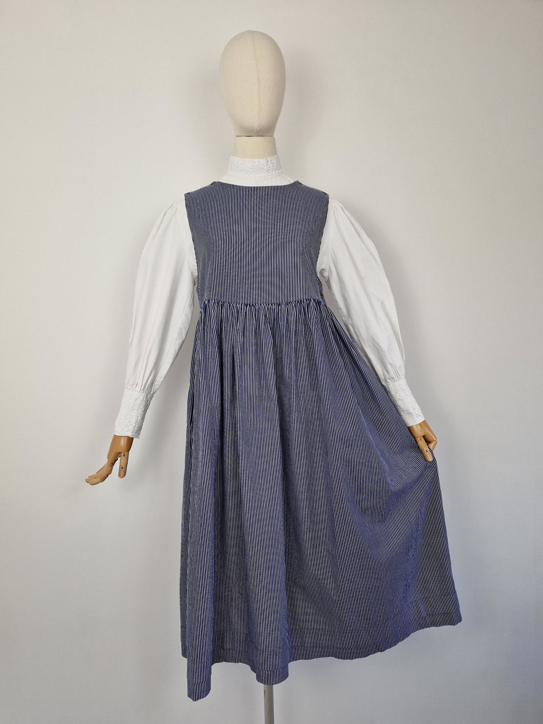 Vintage 80s Laura Ashley pinafore dress