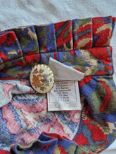 Load image into Gallery viewer, Vintage 80s Laura Ashley pie crust collar dress
