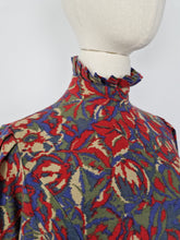 Load image into Gallery viewer, Vintage 80s Laura Ashley pie crust collar dress
