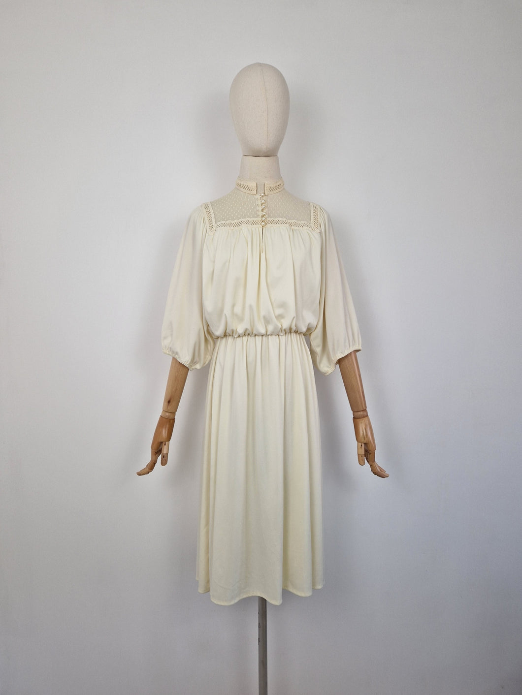 Vintage 70s Grecian cream lace dress