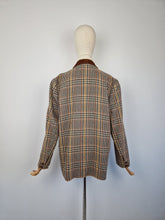 Load image into Gallery viewer, Vintage tweed wool blazer
