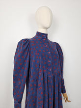 Load image into Gallery viewer, Vintage 80s smock corduroy dress
