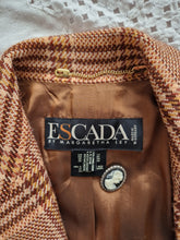 Load image into Gallery viewer, Vintage 80s Escada pure new wool blazer
