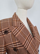 Load image into Gallery viewer, Vintage 80s Escada pure new wool blazer
