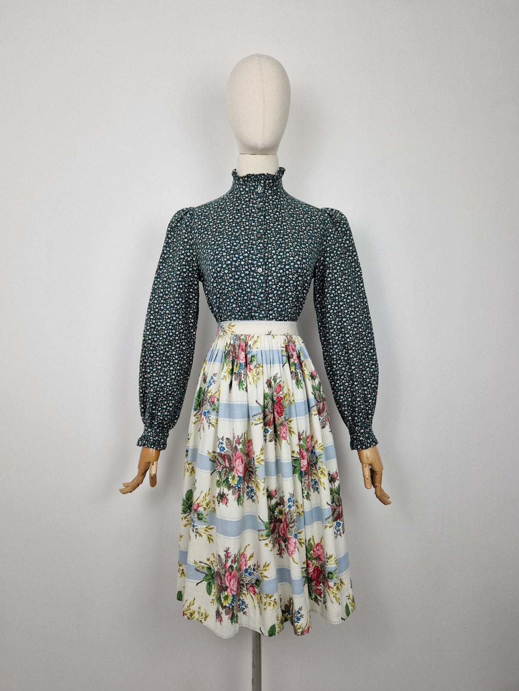 Vintage handmade cottagecore skirt