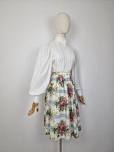 Load image into Gallery viewer, Vintage handmade cottagecore skirt
