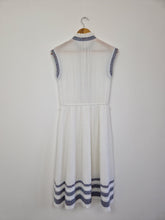 Load image into Gallery viewer, Vintage Betty Barclay gauze cotton dress
