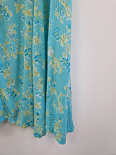 Load image into Gallery viewer, Vintage viscose floral dress
