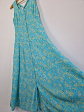 Load image into Gallery viewer, Vintage viscose floral dress
