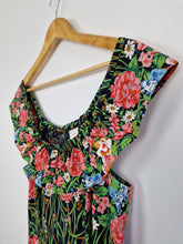 Load image into Gallery viewer, Vintage 80s floral ruffle dress
