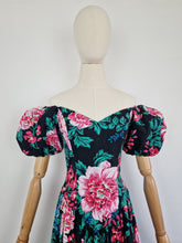 Load image into Gallery viewer, Vintage 90s puff sleeve dress
