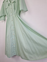 Load image into Gallery viewer, Vintage pistachio green dress
