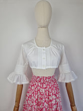 Load image into Gallery viewer, Vintage dirndl cropped blouse
