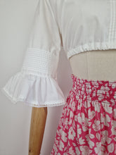 Load image into Gallery viewer, Vintage dirndl cropped blouse
