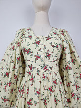 Load image into Gallery viewer, Vintage 70s Jeff Banks dress
