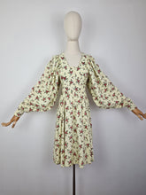 Load image into Gallery viewer, Vintage 70s Jeff Banks dress
