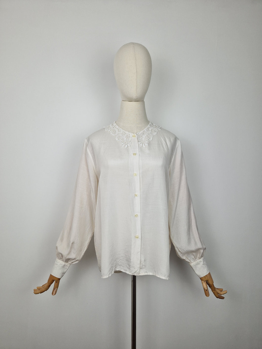 Vintage 80s cream silk blouse