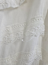 Load image into Gallery viewer, Vintage 70s Mexican wedding dress from Mexicana
