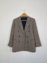 Load image into Gallery viewer, Vintage 90s pure new wool blazer
