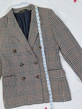 Load image into Gallery viewer, Vintage 90s pure new wool blazer
