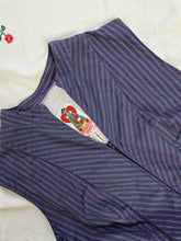 Load image into Gallery viewer, Vintage dirndl lavender dress
