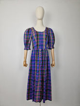 Load image into Gallery viewer, Vintage raw silk checked dress
