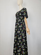 Load image into Gallery viewer, Vintage 70s maxi dress
