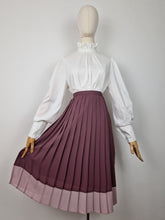 Load image into Gallery viewer, Vintage Gina Bacconi skirt
