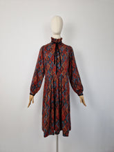 Load image into Gallery viewer, Vintage 80s Windsmoor dress
