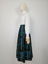 Load image into Gallery viewer, Vintage cotton patchwork skirt
