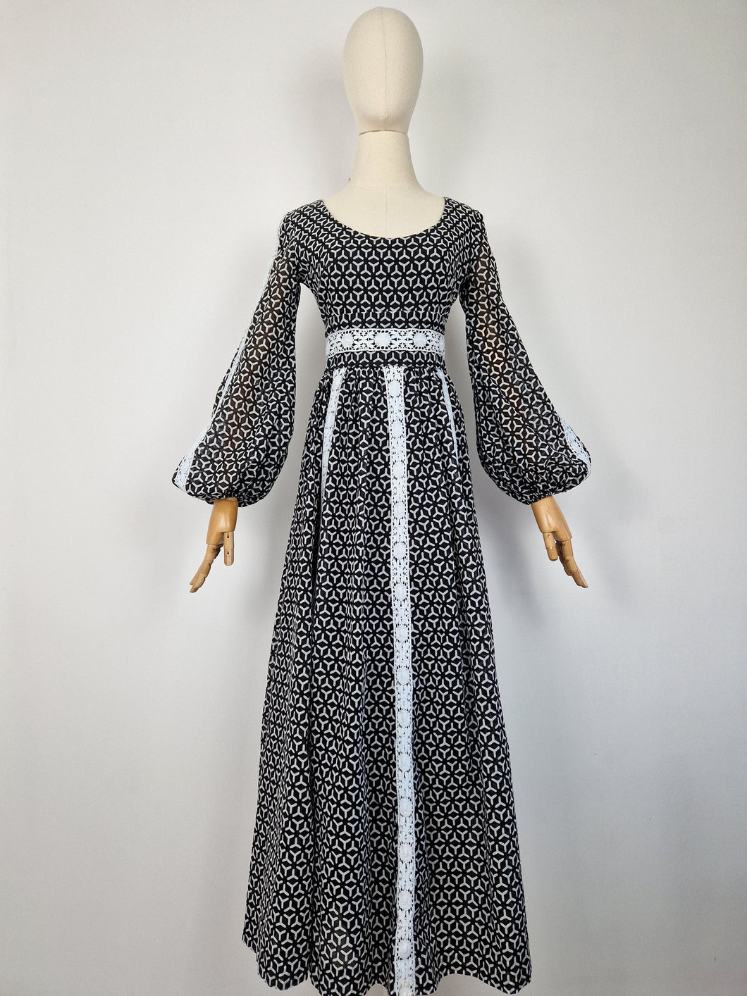 Vintage 70s maxi dress