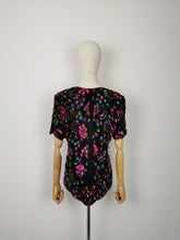 Load image into Gallery viewer, Vintage rainbow sequins blouse
