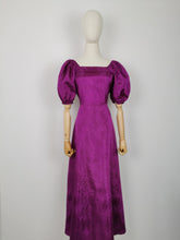 Load image into Gallery viewer, Vintage 80s lilac petrol dress
