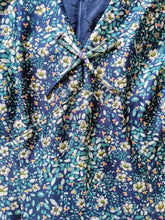 Load image into Gallery viewer, Vintage 70s floral maxi dress

