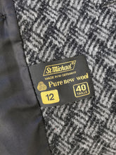 Load image into Gallery viewer, Vintage  basket weave wool coat
