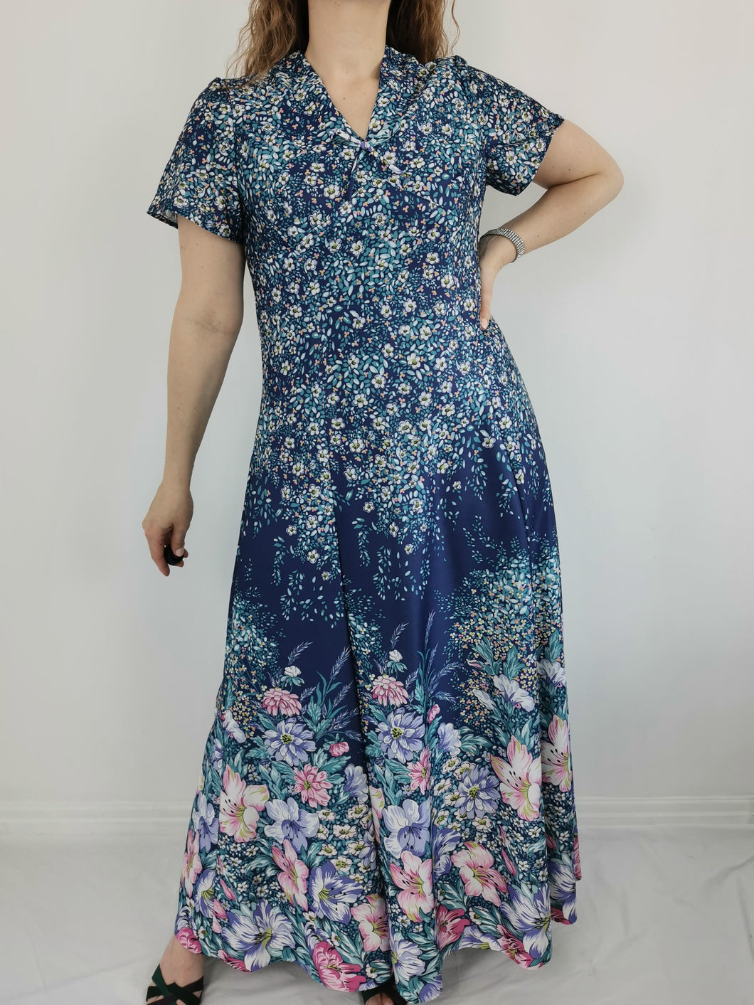 Vintage 70s floral maxi dress